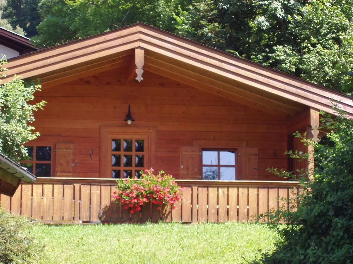 Ruhige Chalets Mit Seeblick In Zentraler Lage Schliersee