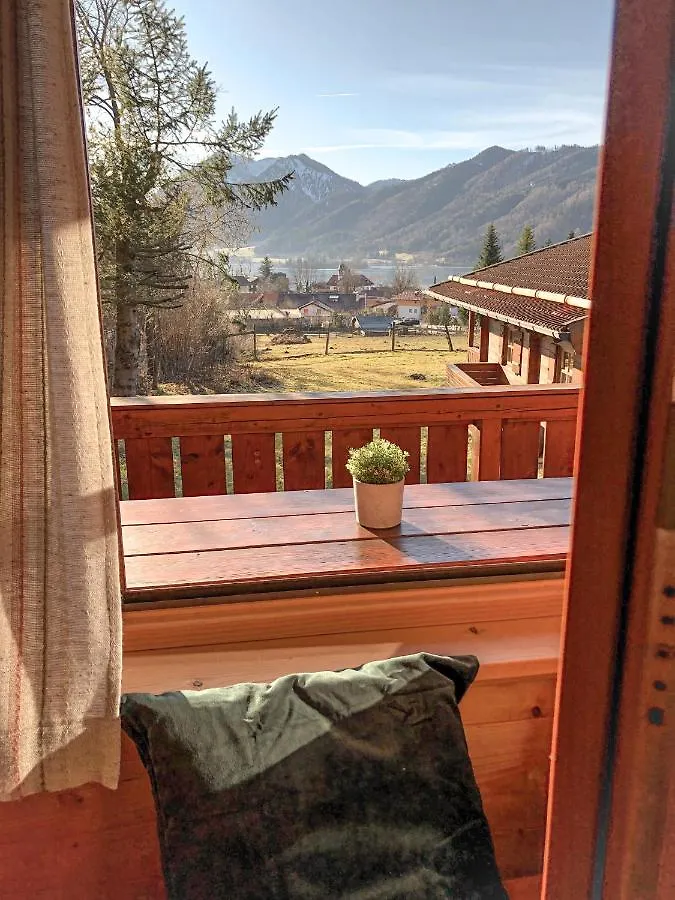 Ruhige Chalets Mit Seeblick In Zentraler Lage Schliersee